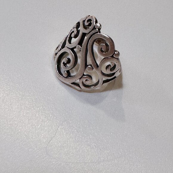 James Avery Sorrento Ring size 7, sterling silver - Picture 4 of 6